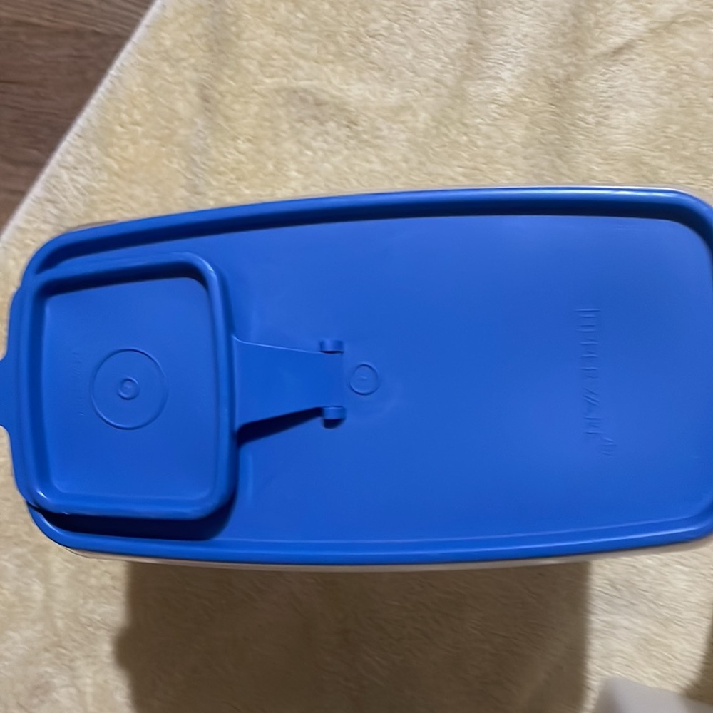 Tupperware - Picture 8 of 8